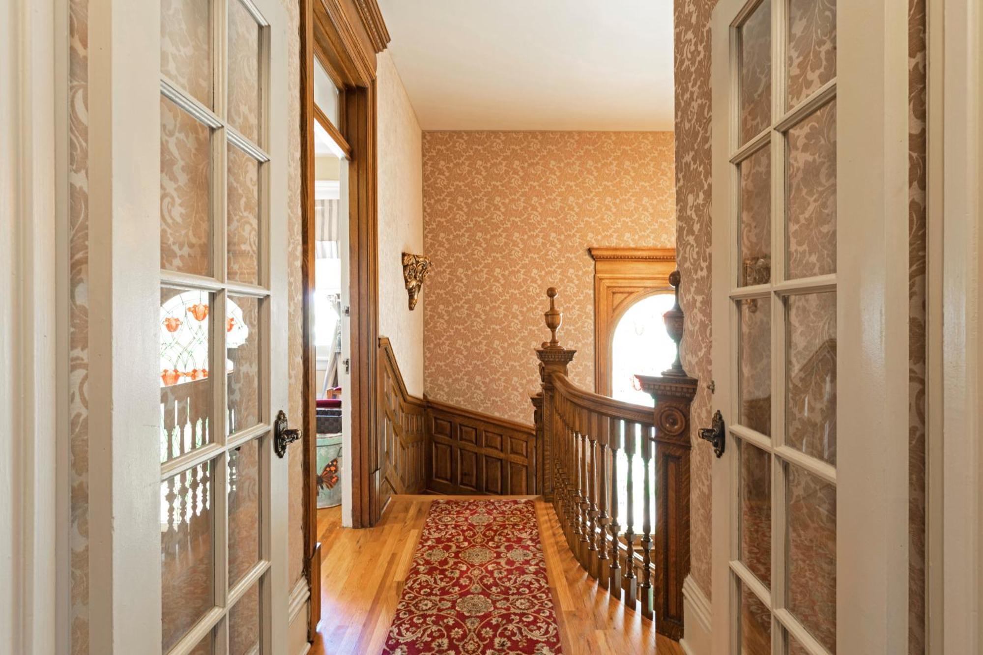מיסולה The Gibson Mansion Bed And Breakfast מראה חיצוני תמונה