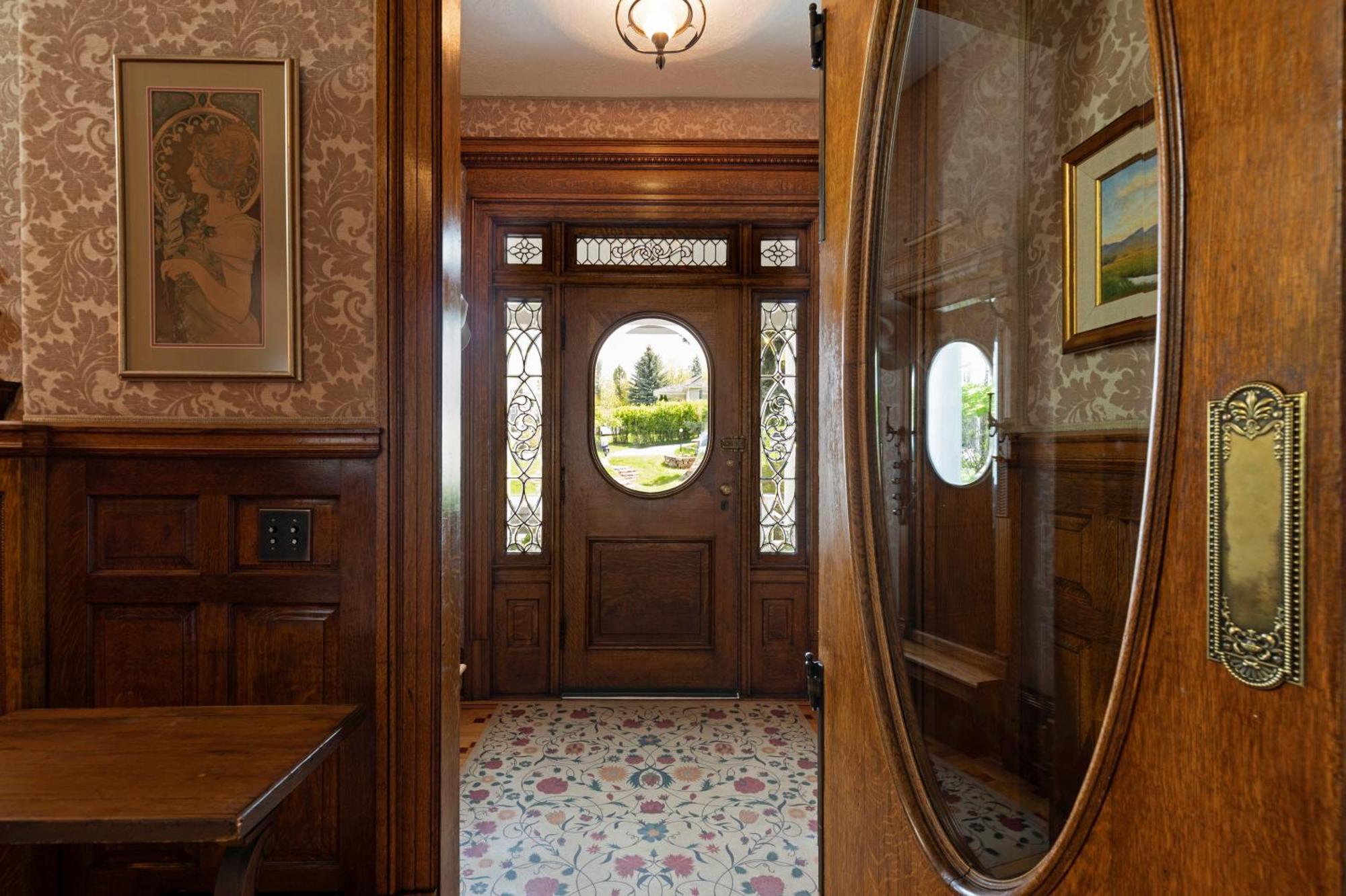 מיסולה The Gibson Mansion Bed And Breakfast מראה חיצוני תמונה